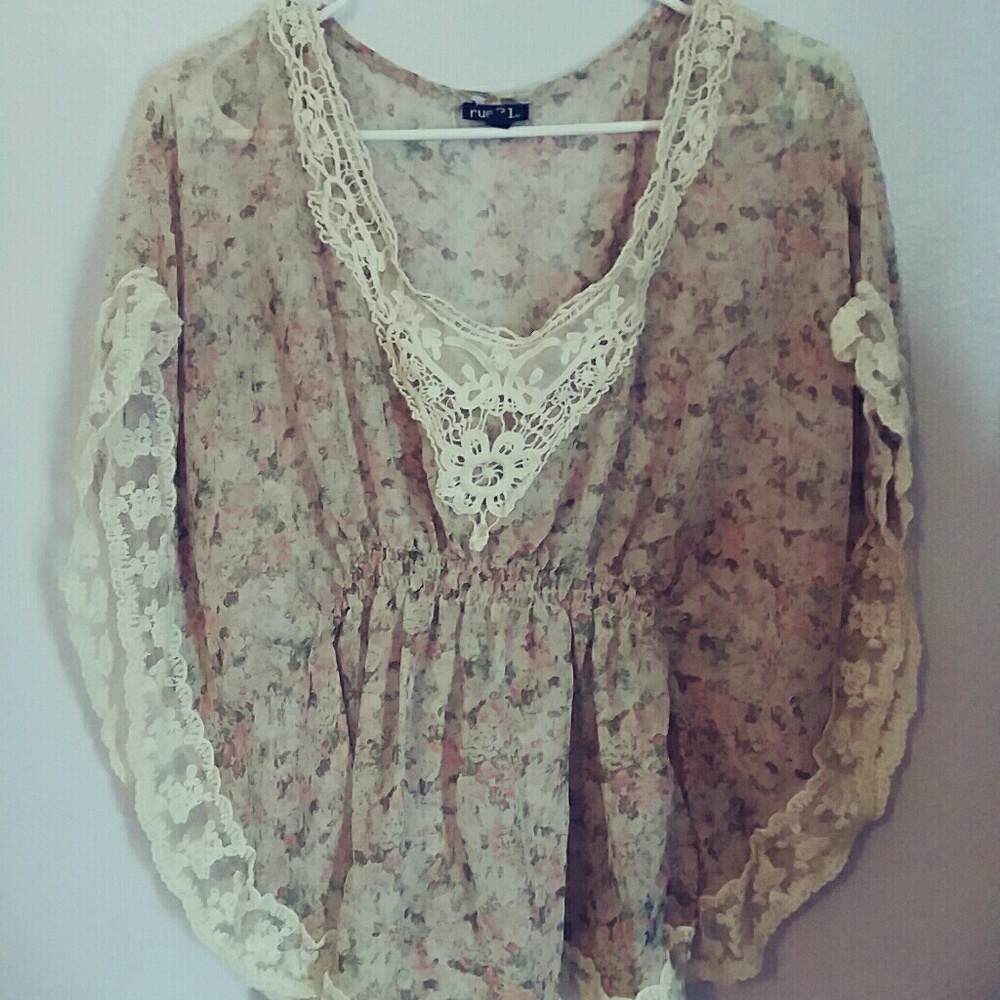 Floral Top x Rue21